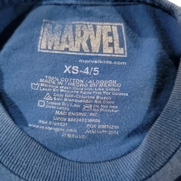 5/$10 Marvel captain America shirt size XS 4/5. Short sleeve tee shirt - Picture 3 of 3